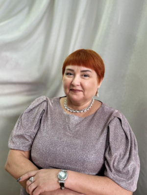 Музыкальный руководитель Бир Елена Николаевна Музыкальный руководитель Бир Елена Николаевна